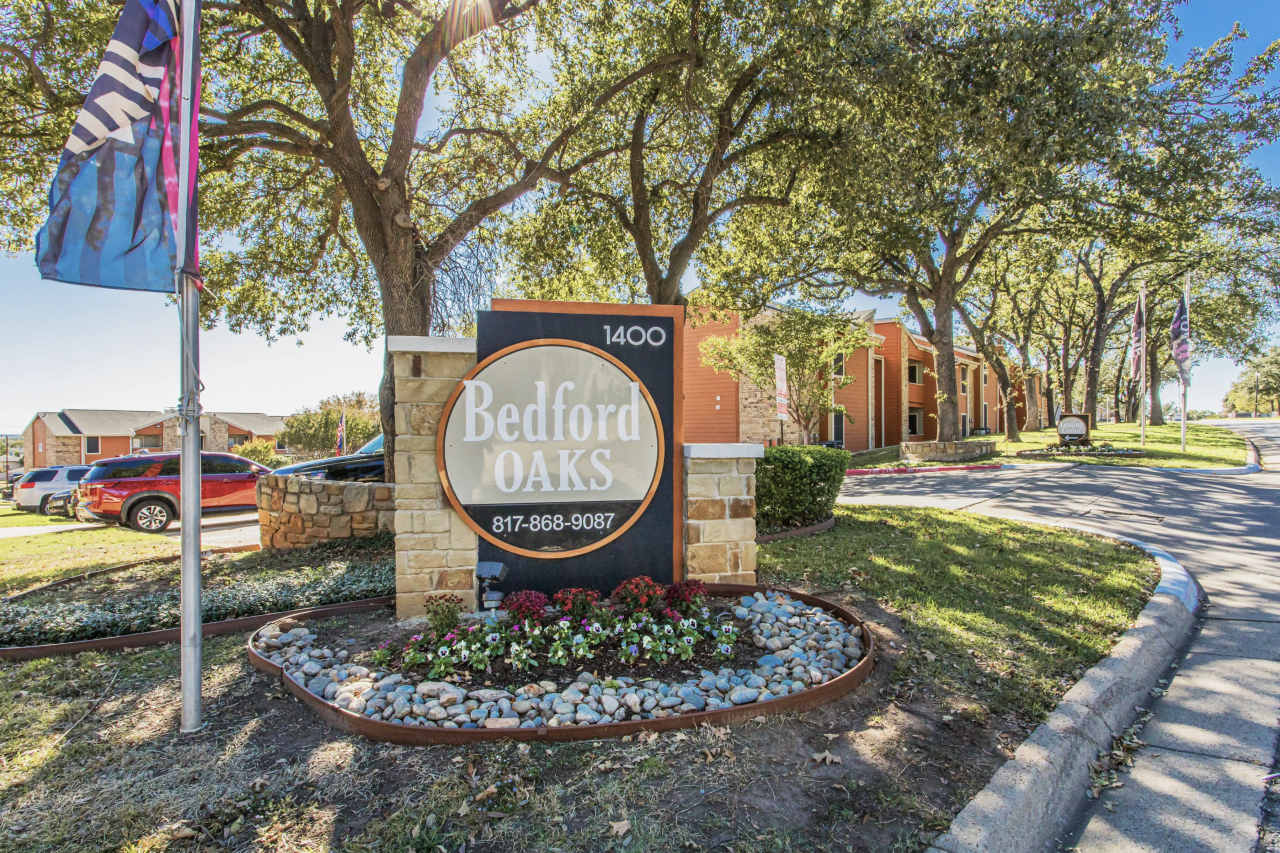 Bedford Oaks