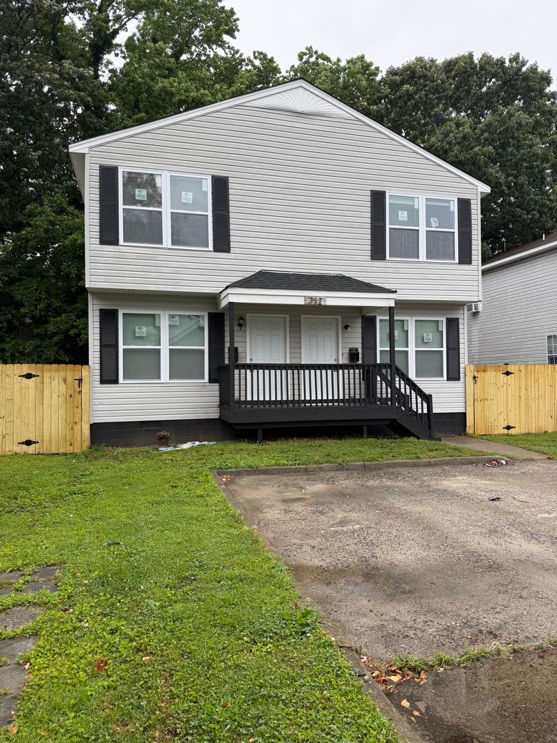 315-317 Roselynn Lane