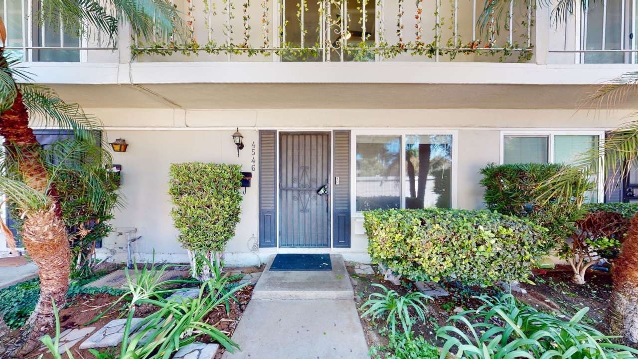 4546 Jamestown Drive – **Move-In Special** Cozy 2 Bedroom 1.5 Bath Townhouse in Yorba Linda!