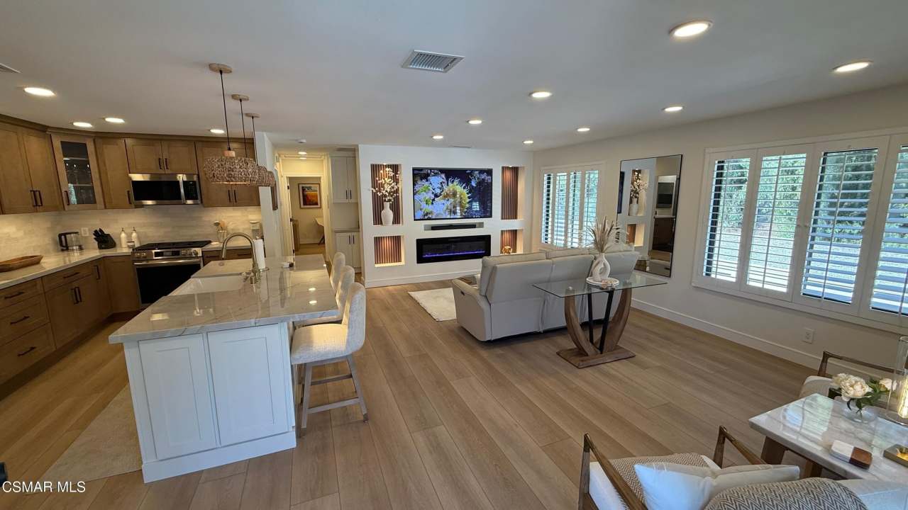 3439 Highwood Court unit: 130