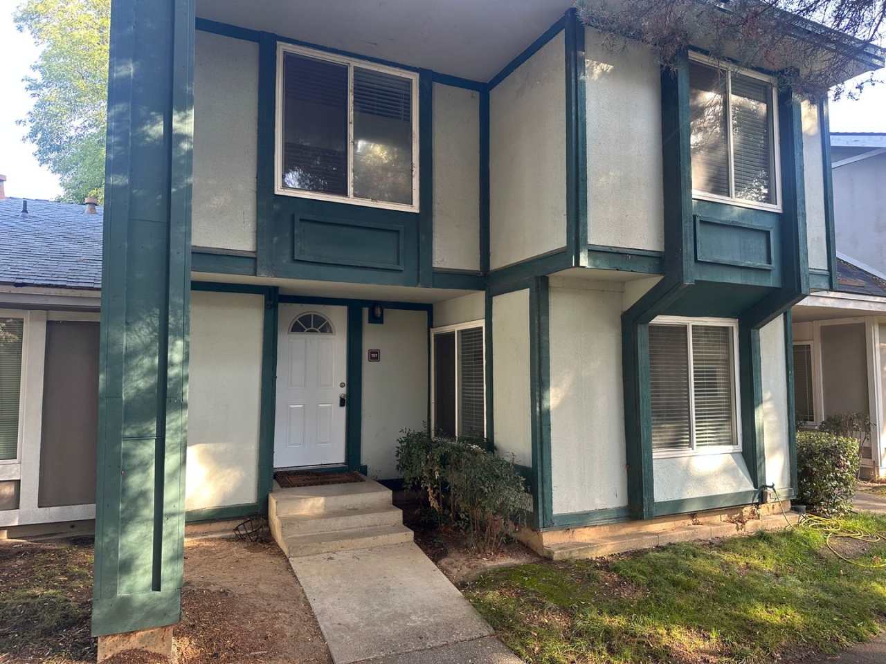 Updated 3 Bedroom Townhome in North Tahoe Park