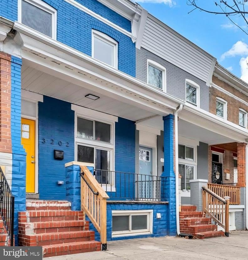 3202 MCELDERRY Street