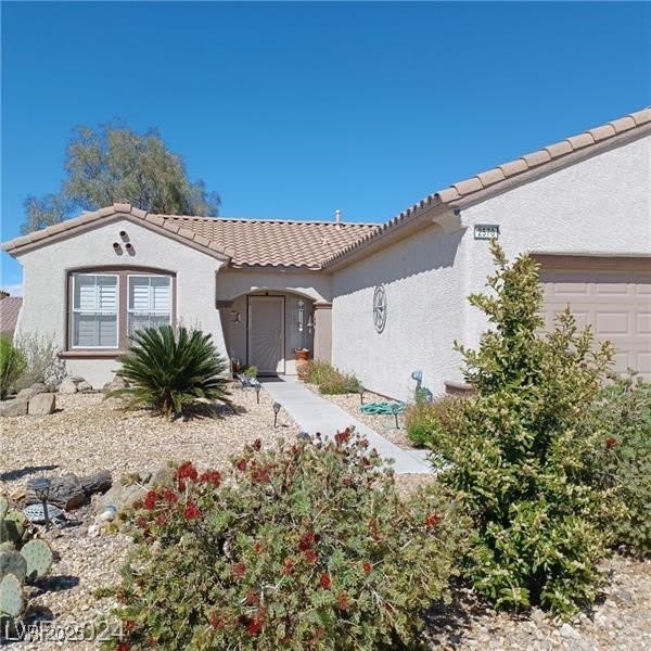 2570 Downeyville Avenue