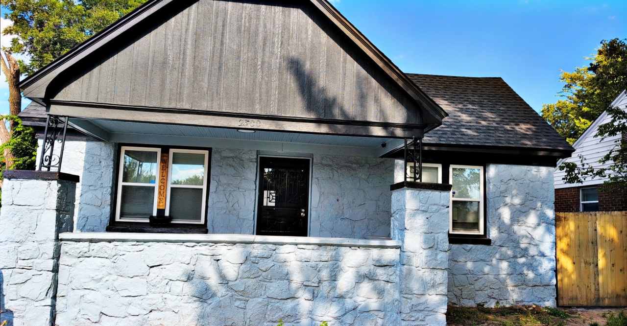 2300 North Rhode Island Avenue