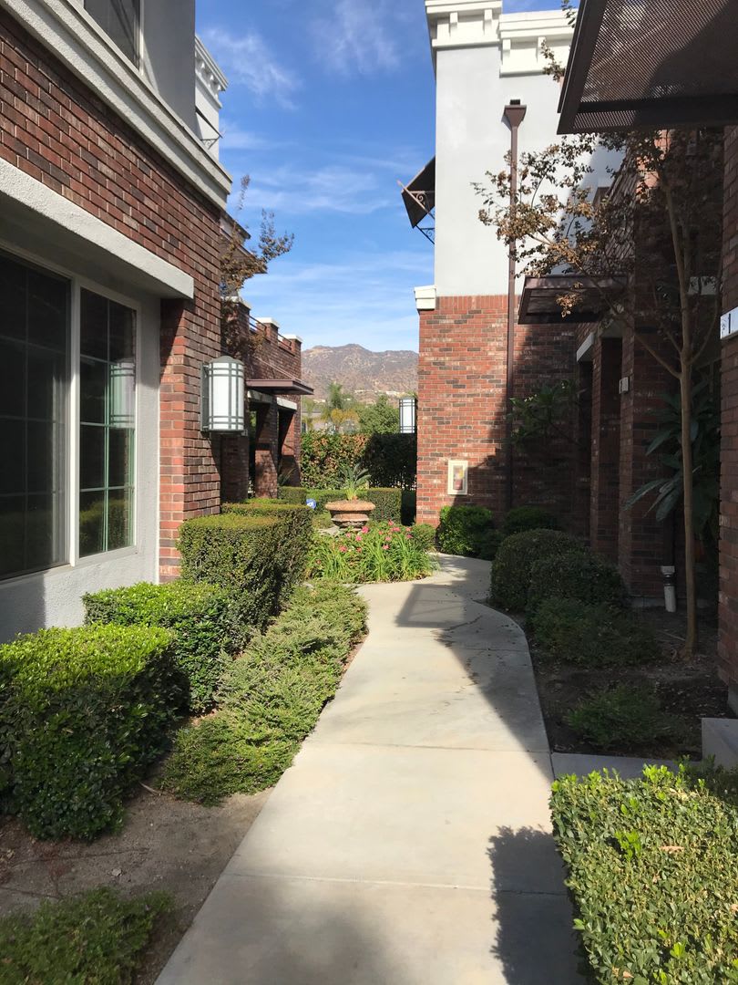 Located in the very popular northwest area in Glendale