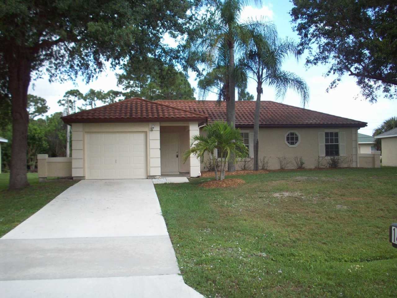 Beautiful 3 / 2 rental home