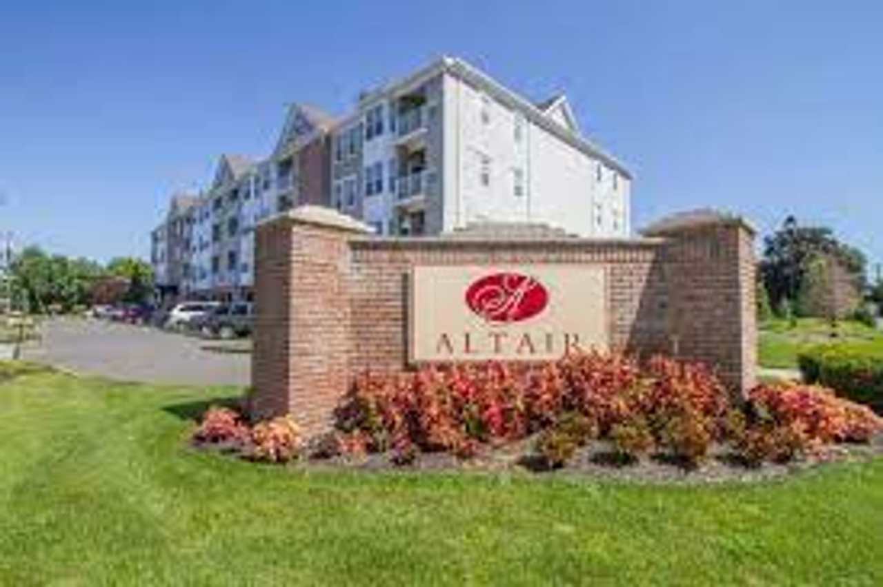 Condo unit 2BR 2 Baths 55+ and older