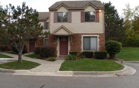 1579 Streamwood Ct