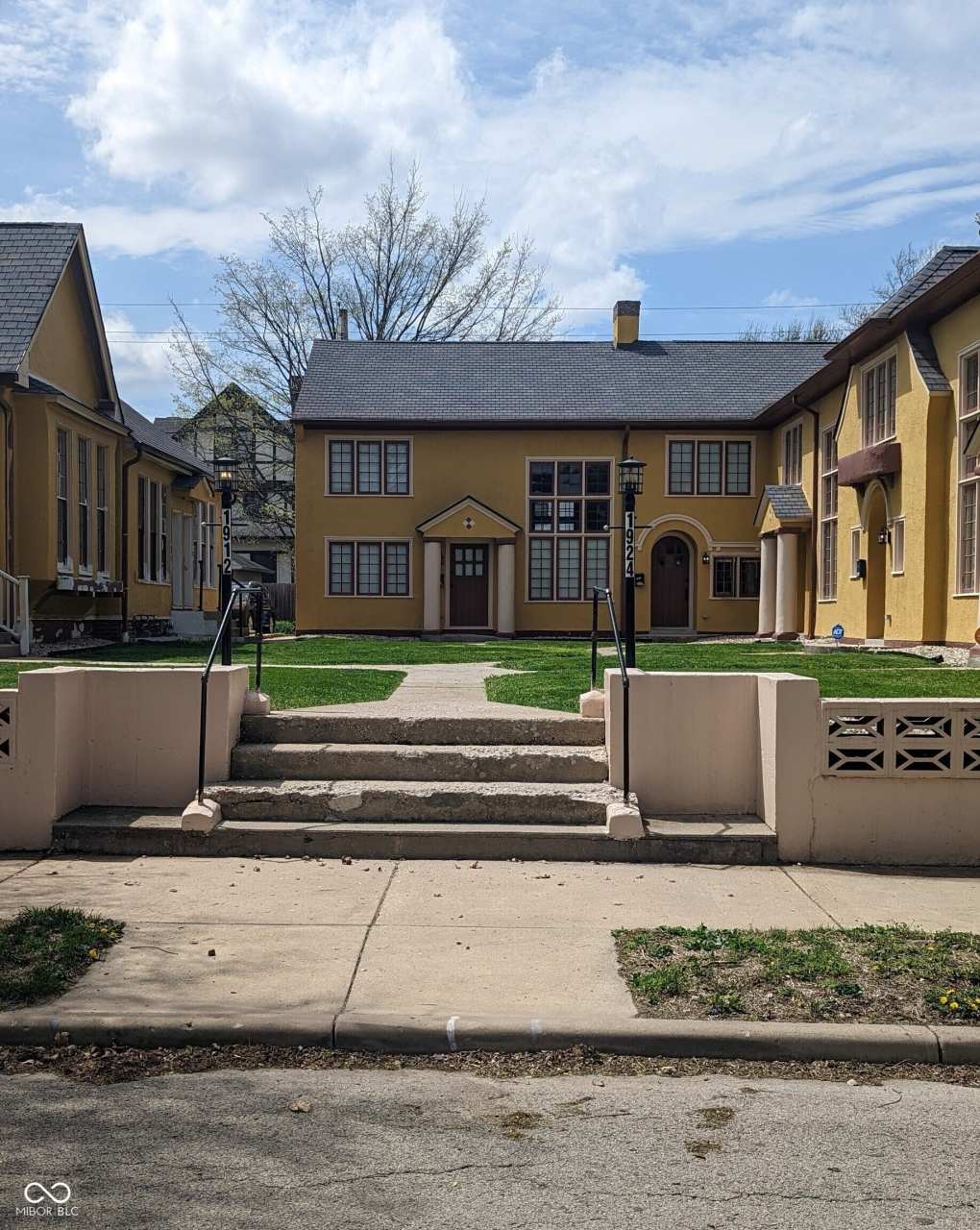 1924 N Talbott Street