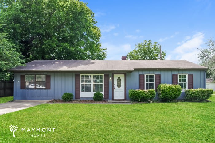 2115 Fernbrook Drive Northeast