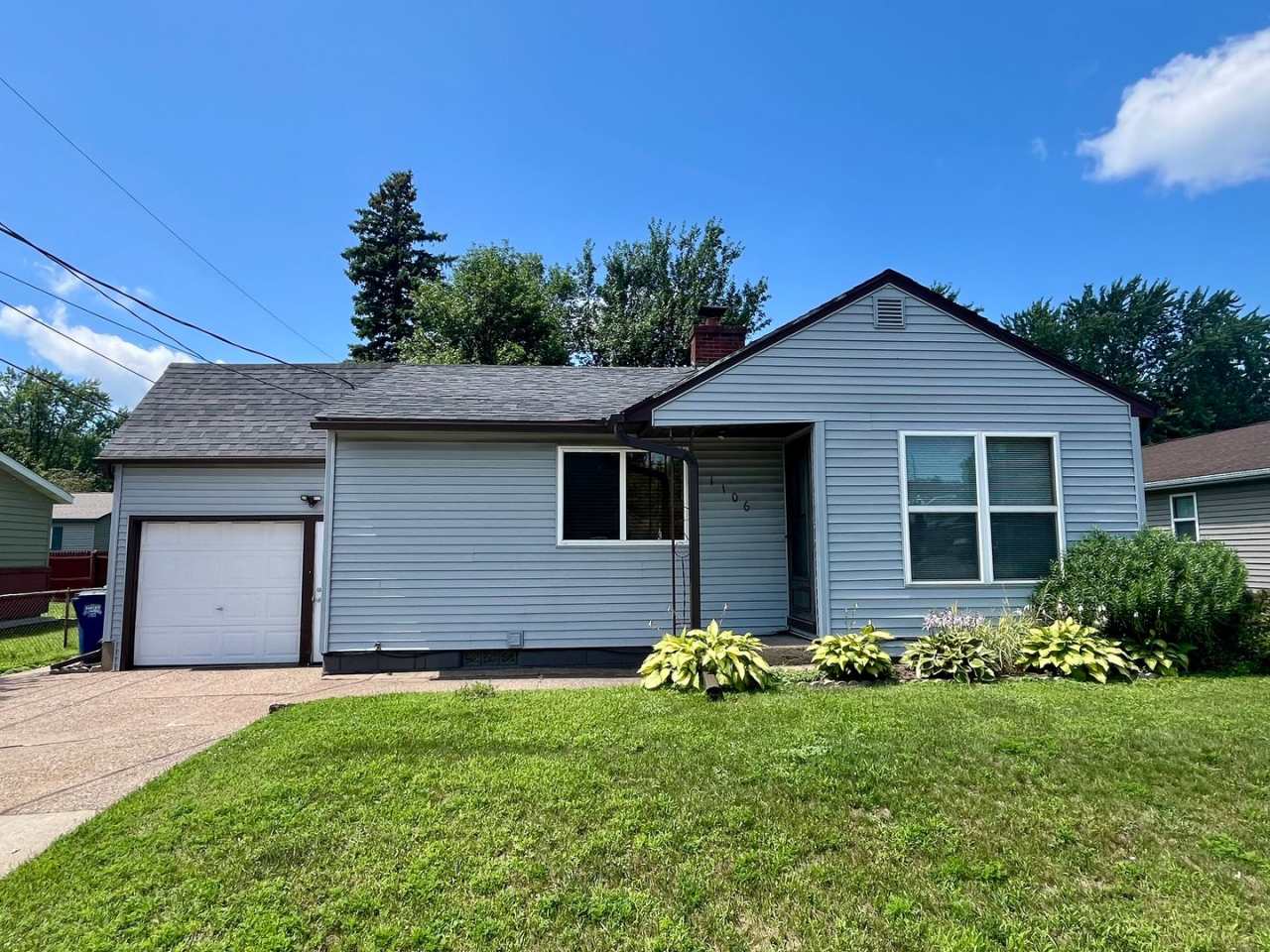 3 Bed 1 Bath Single Family Home in Wausau - Rent Special : HALF OFF 1ST MONTHS RENT!!!