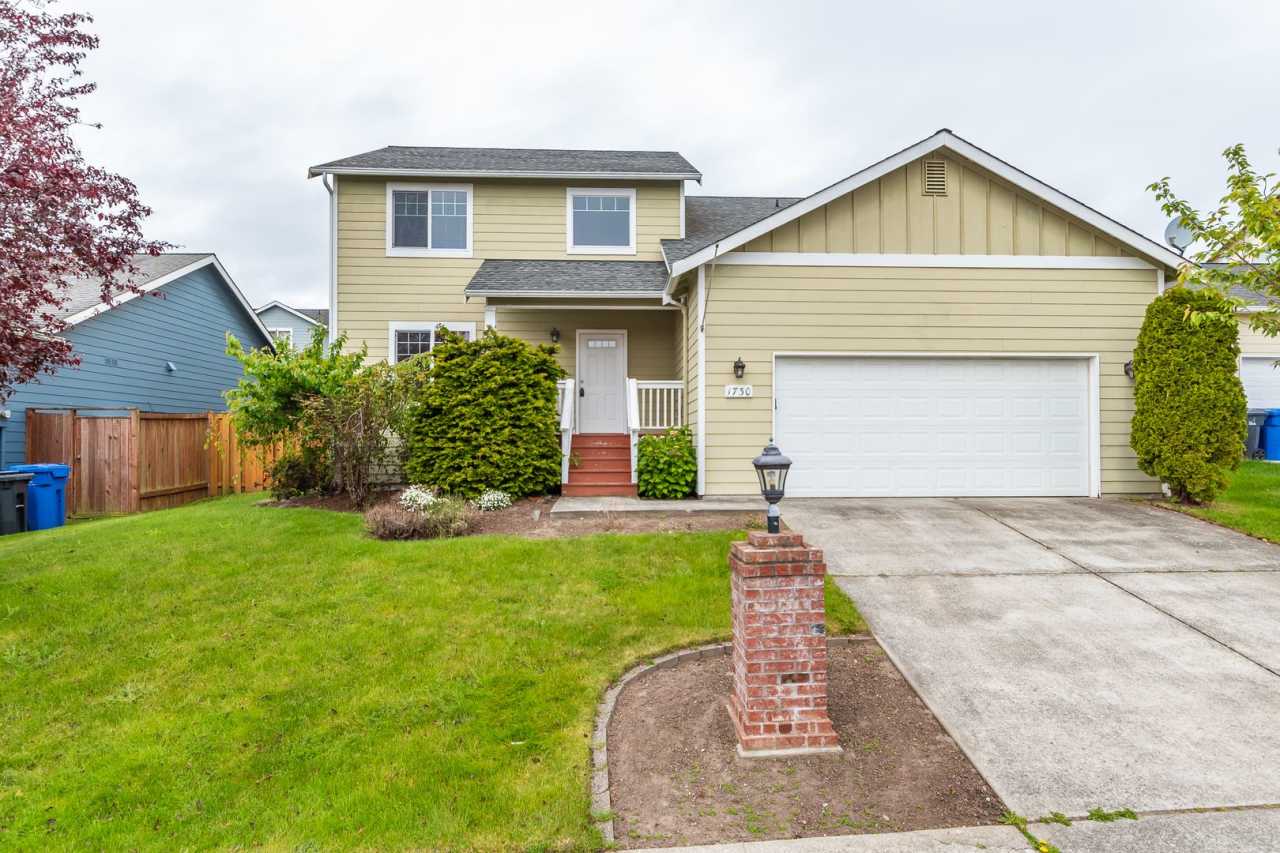 4 Bedroom 2.5 bath Home in Cherry Hill