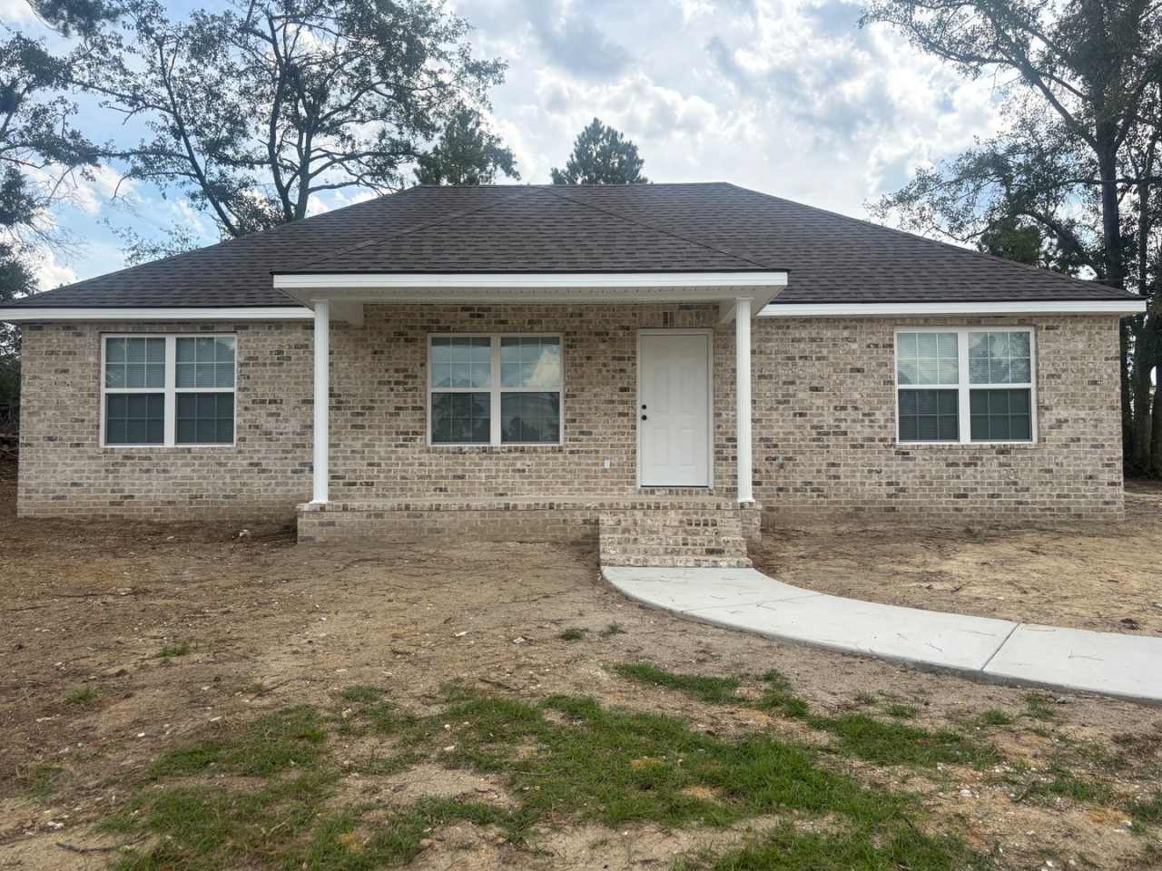 3 Bed 2 Bath Brick Home - Now Available