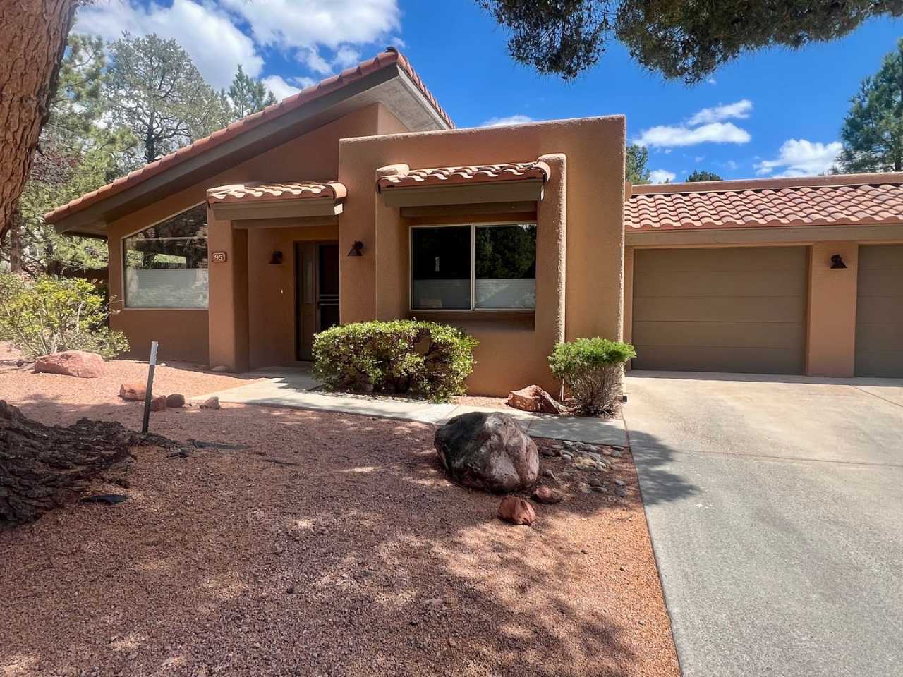 Unfurnished, 1-year long-term rental, Procure Only