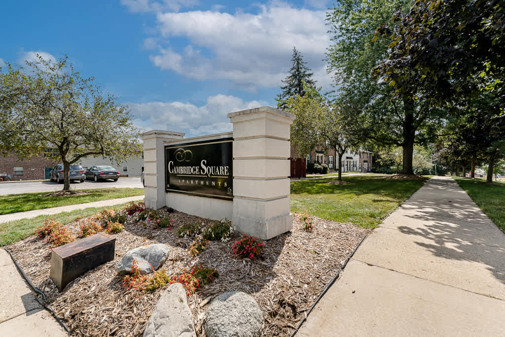 Cambridge Square Grand Rapids