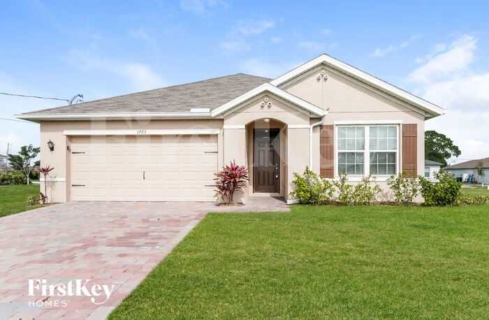 1723 Northwest 2nd Terrace