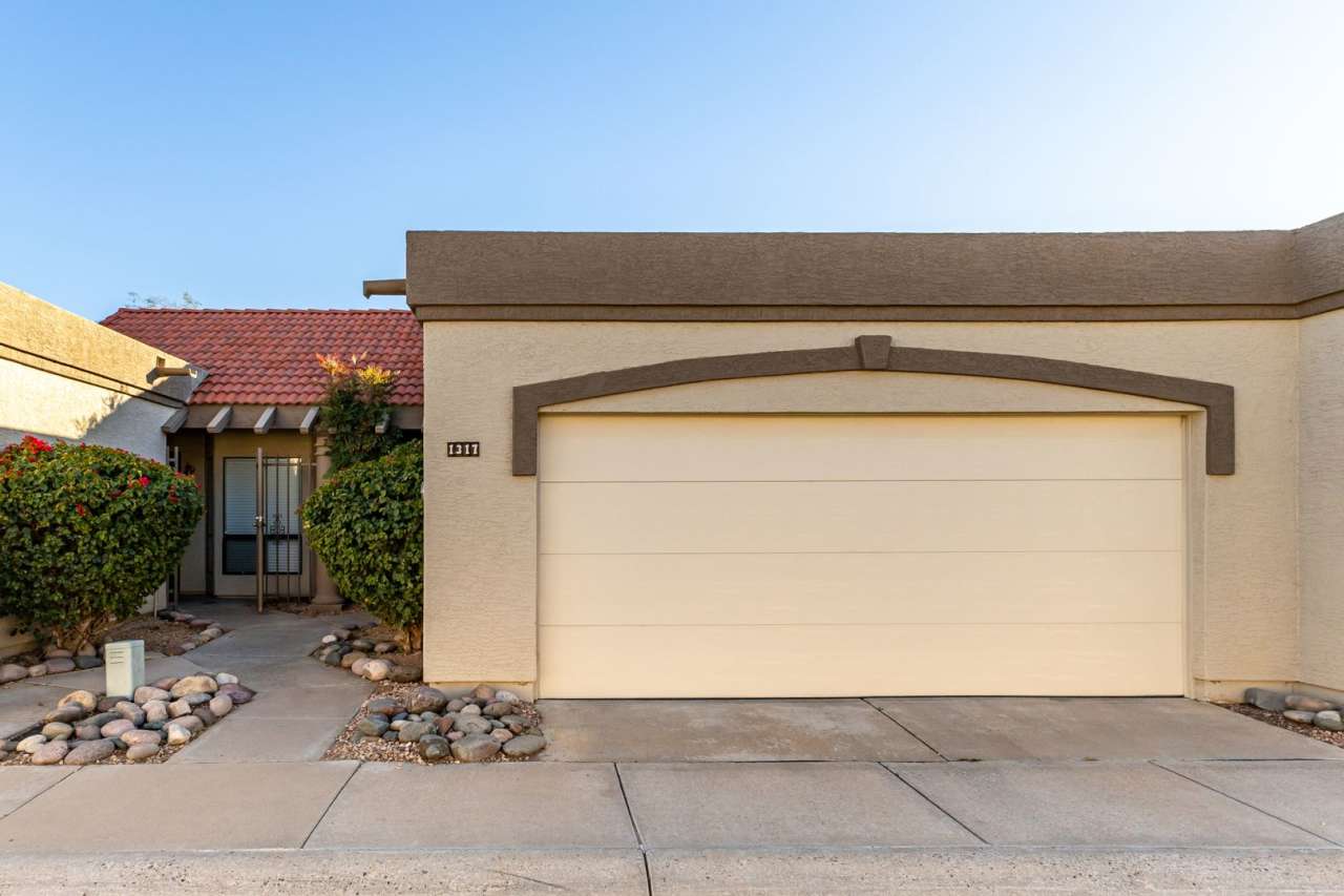 Two Bedroom, Two Bath Townhome in Tempe