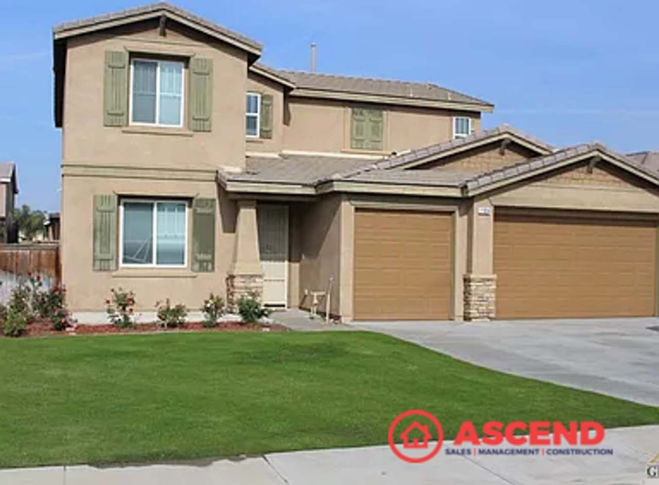 Gorgeous 2-Story 4 bdrm + Office House in Southwest