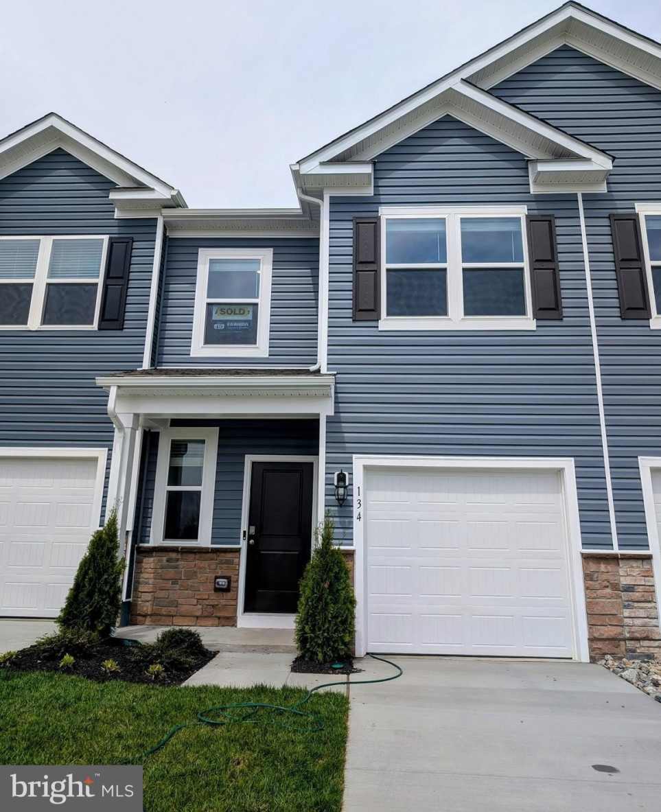 134 WILLETT HOLLOW DRIVE