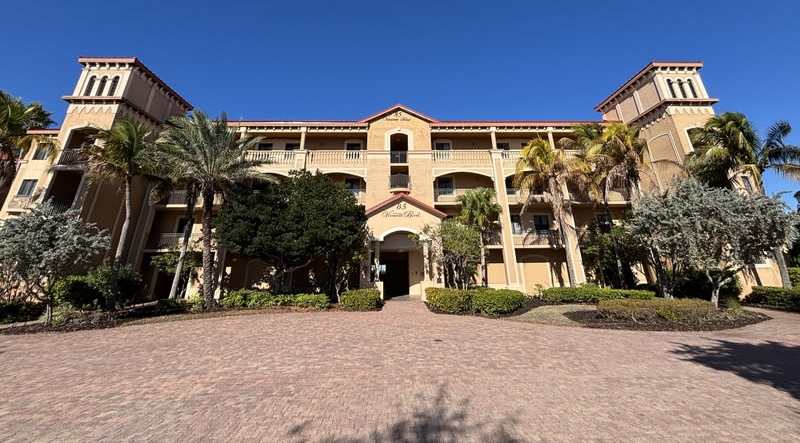 85 Vivante Boulevard