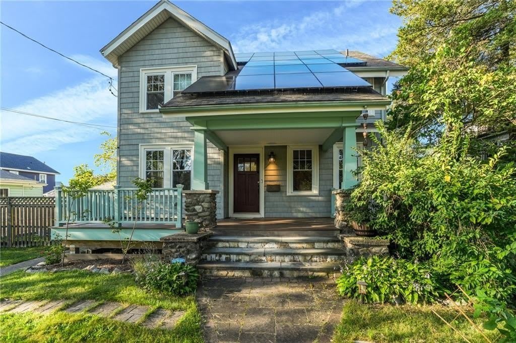 36 Mount Hope Avenue