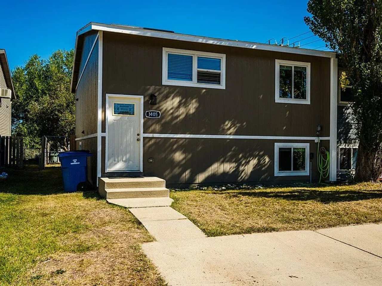 4 bedroom rental in great neighborhood