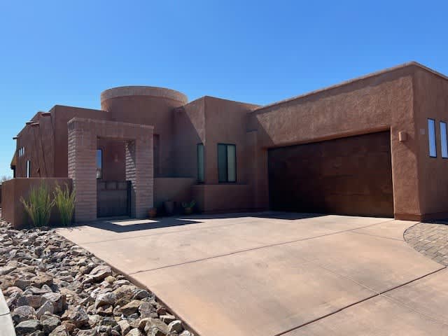 11488 North Moon Ranch Place