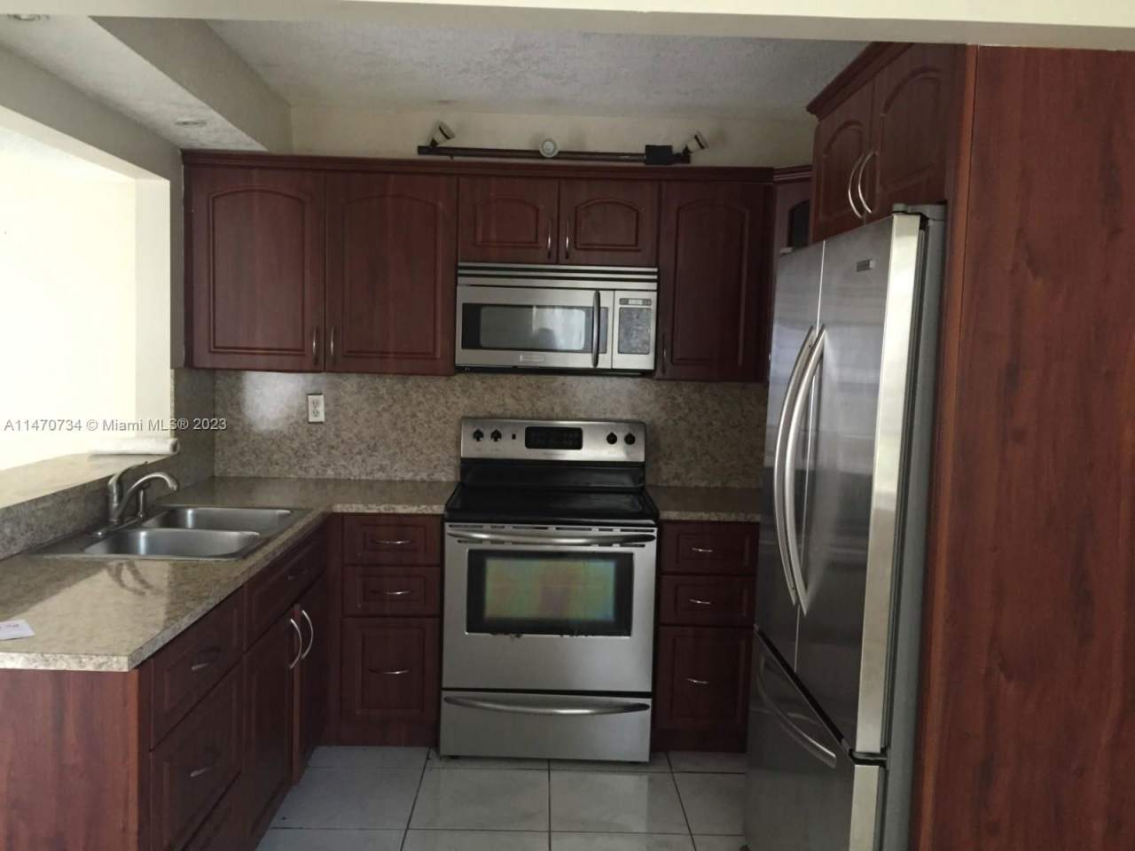 486 Northeast 210th Circle Terrace