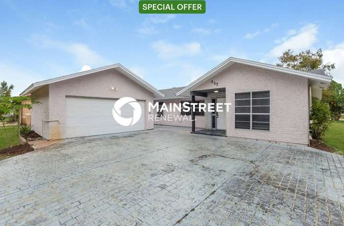 137 Watoga Avenue Southwest