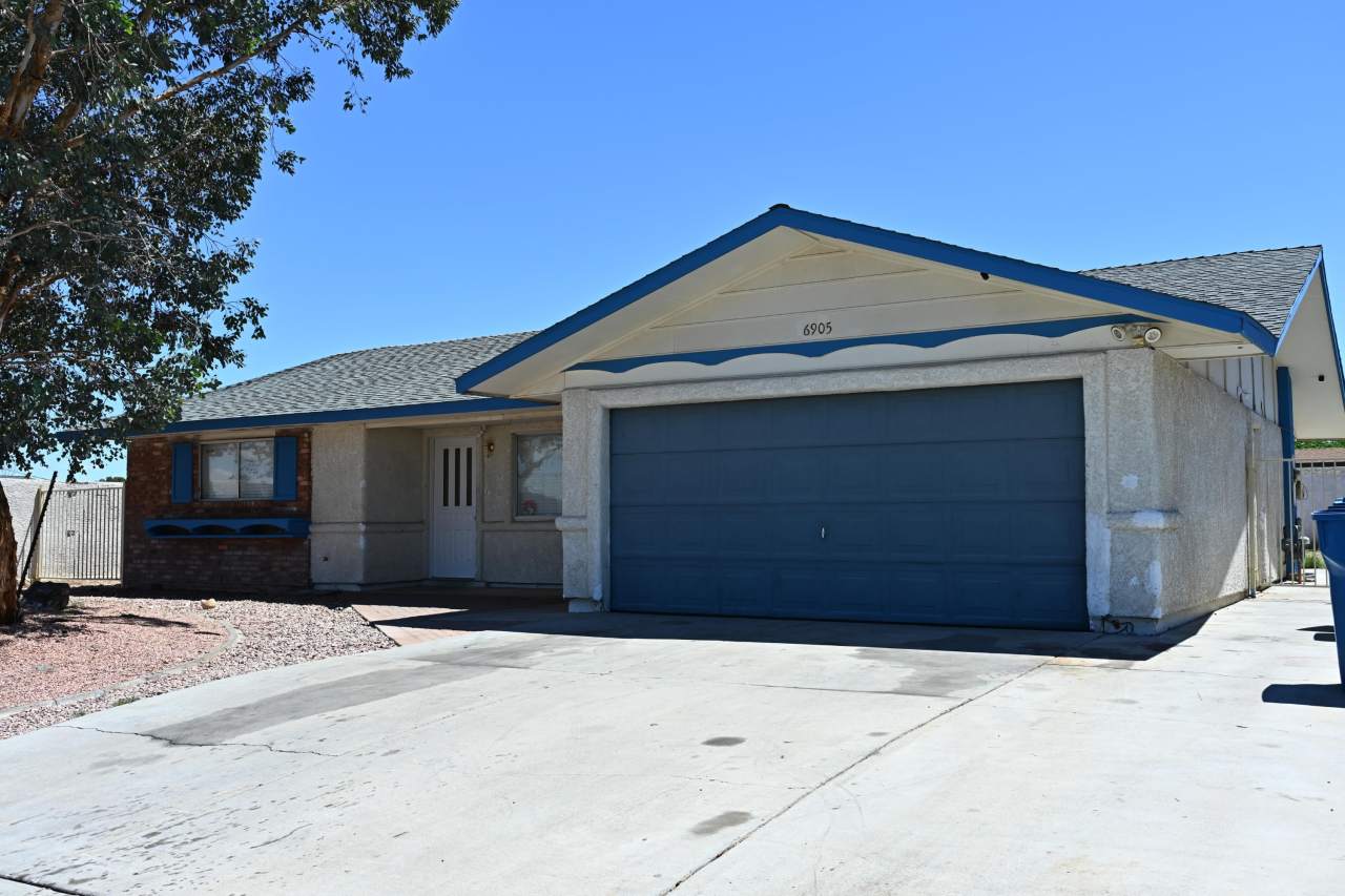 6905 Singing Dunes Lane