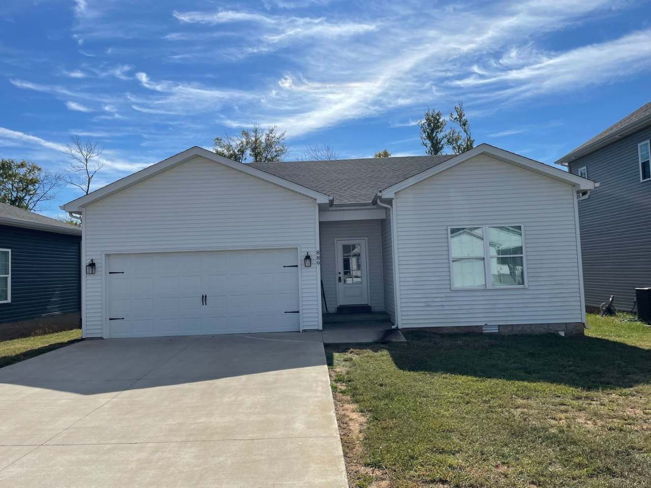 3 Bed/2 Bath Home with 2 Car Garage