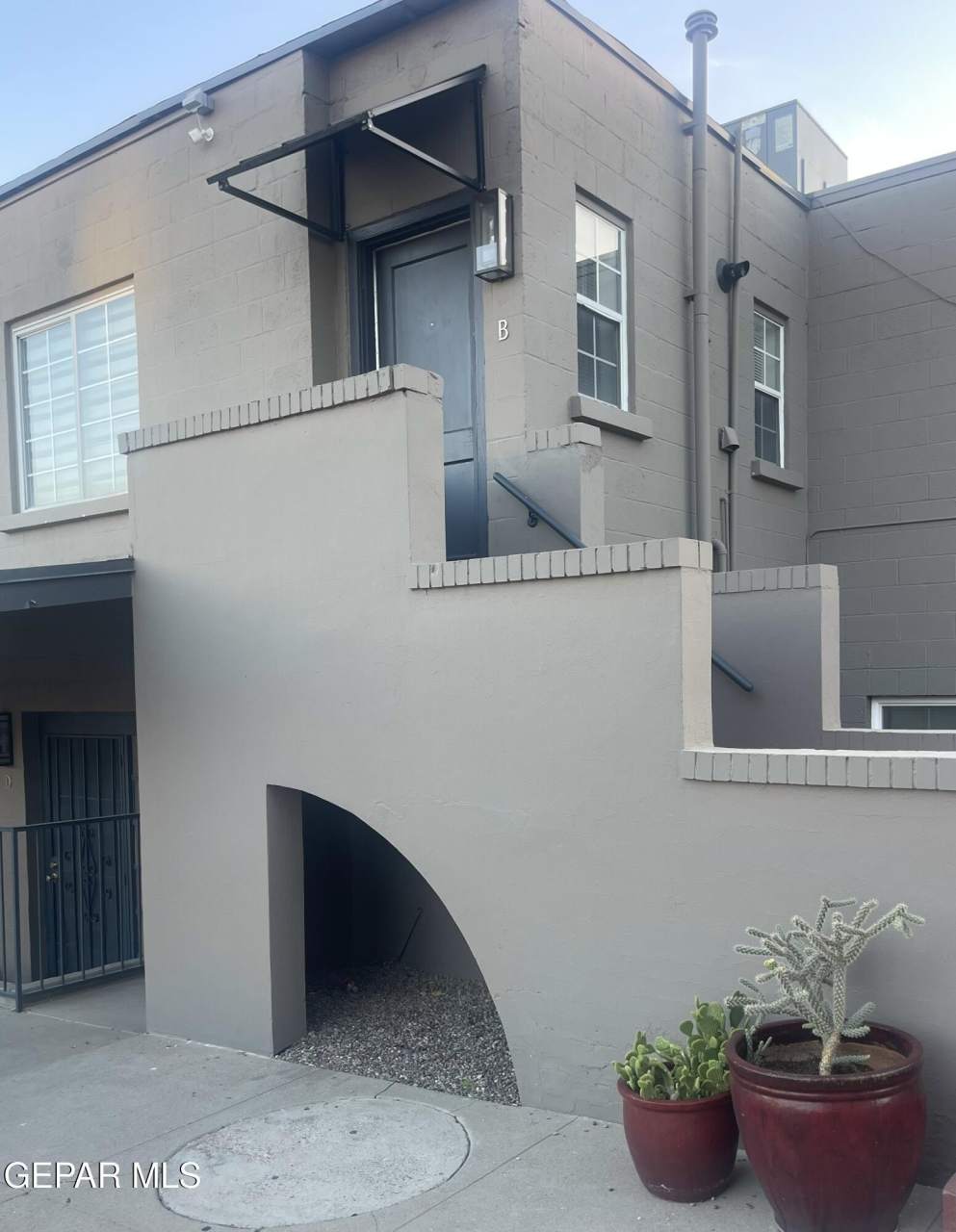 1415 N Ochoa Street unit: B