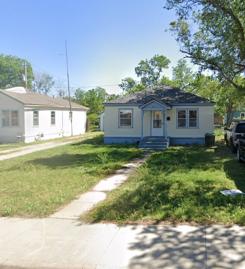 2 Bedroom, 1 Bathroom House