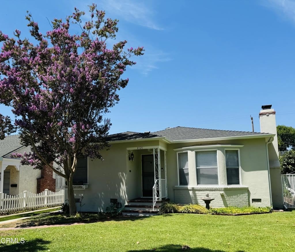 4121 W Mcfarlane Avenue