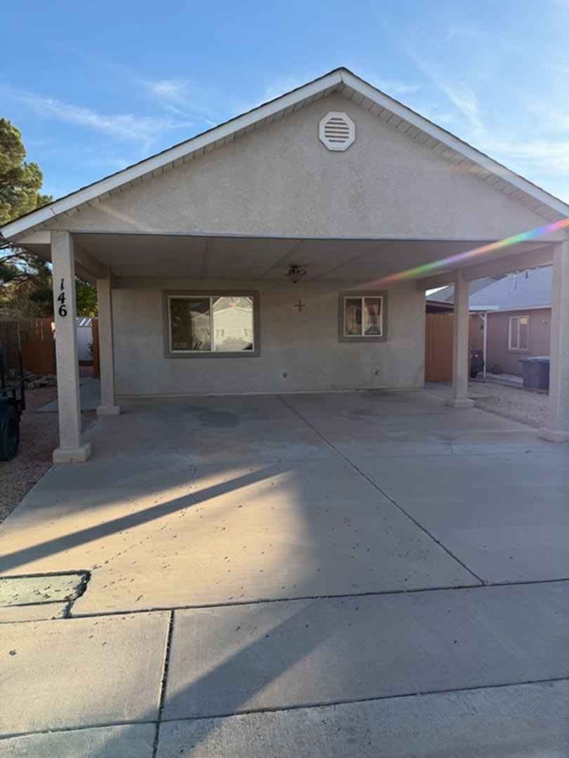 Furnished 3 Bedroom Home!