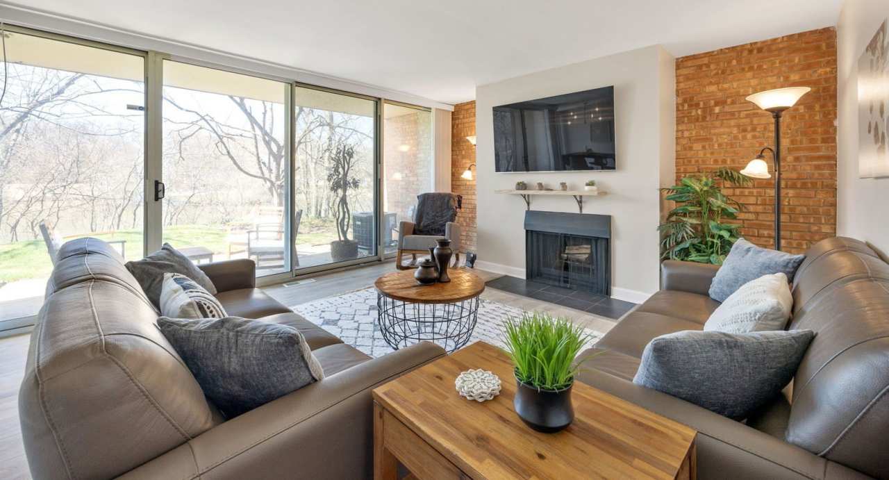 6000 E Lake Drive unit: 1D