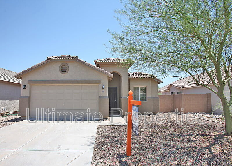 981 S 242nd Dr