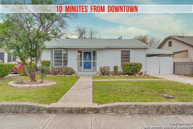 811 COTTONWOOD AVE