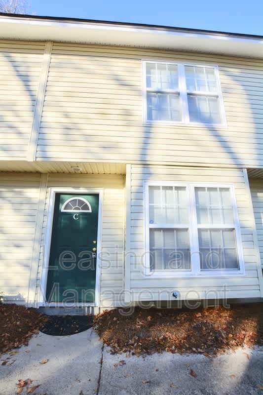 1423 Ashley River Road