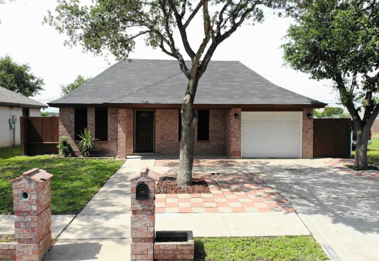 3Bed/2 Bath Well kept and Upgraded! ( Mcallen TX )