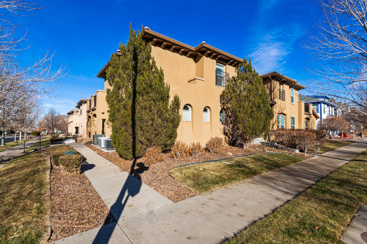 8109 East 28th Place