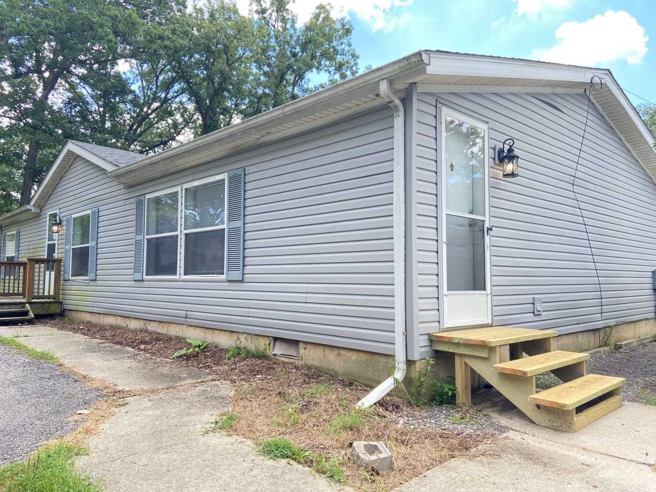 3BD/2BA Home With Central Air