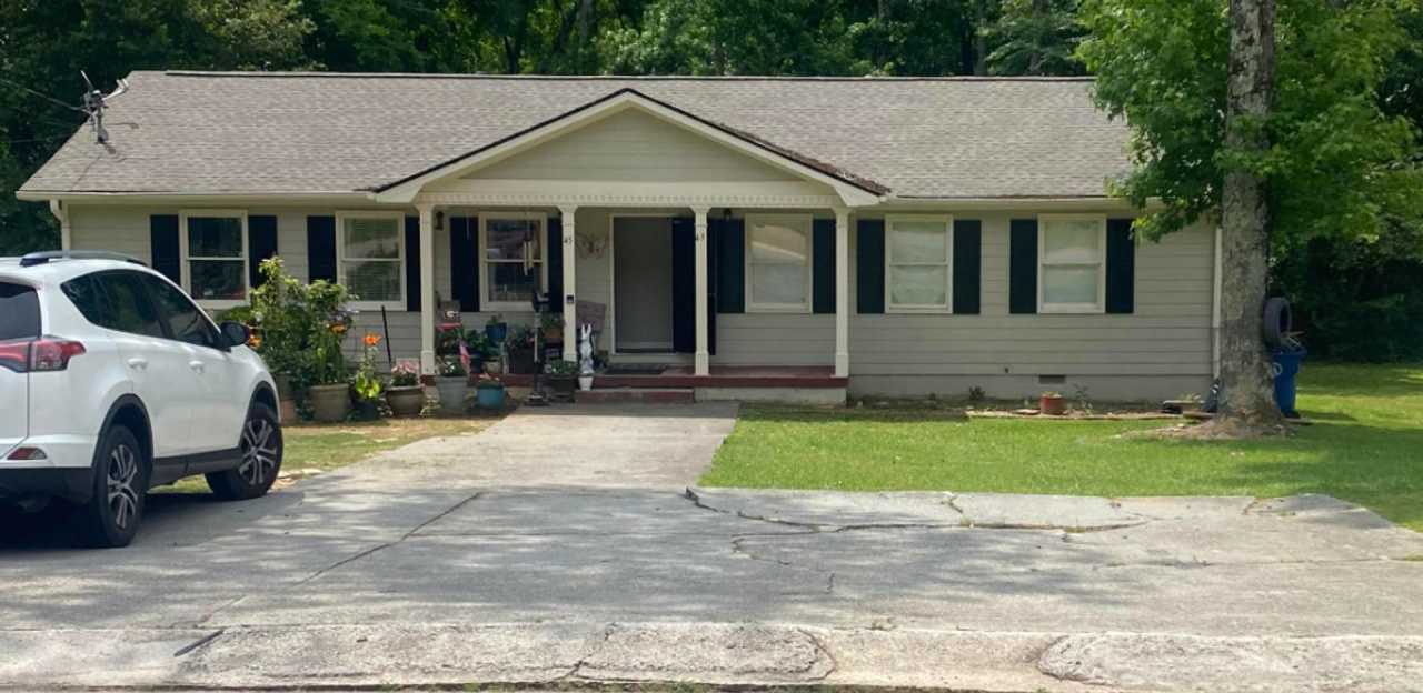 Beautifully Remodeled 2-Bedroom, 2-Bath Home in the heart of Lawrenceville