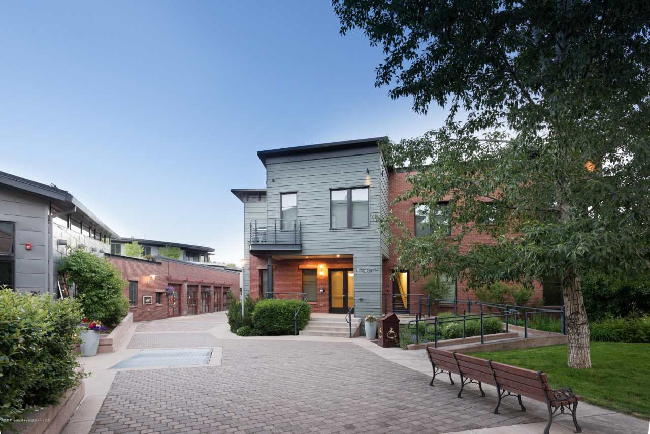 501 Rio Grande Place unit: 204