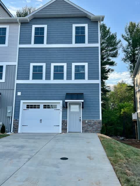 1615 Palomino Trail