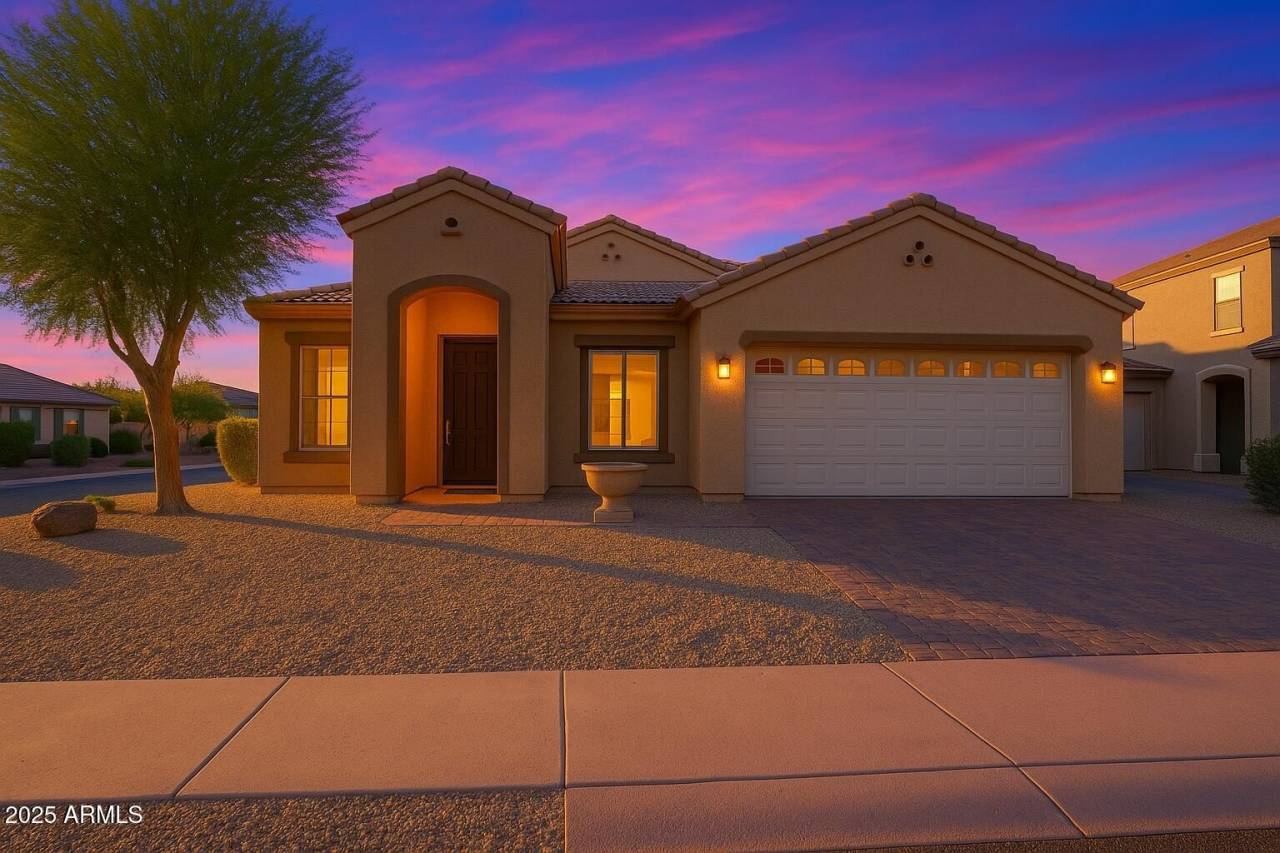 3438 W LITTLE HOPI Drive