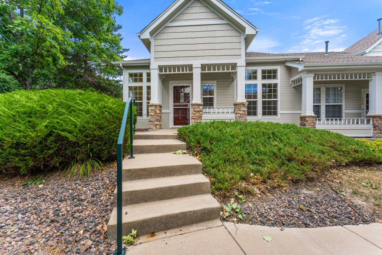 Gorgeous Townhome With 2-Car Garage and Central AC!