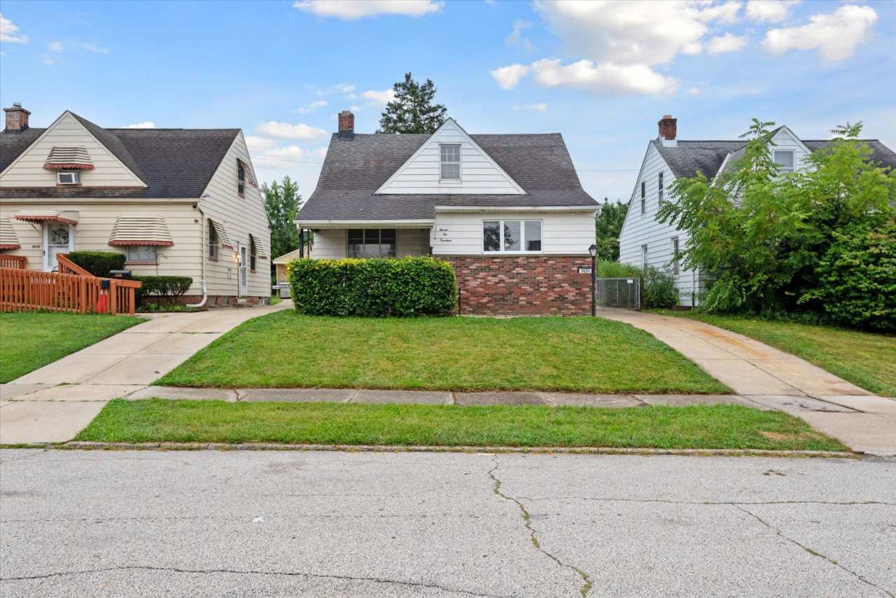 14214 REDDINGTON AVE