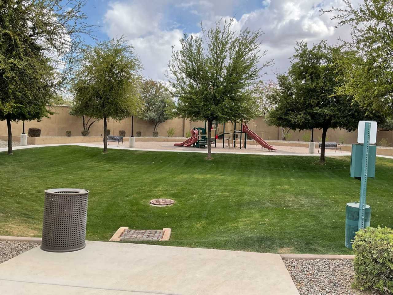 STUNNING 3BED/3BATH IN GATED COMMUNITY NEAR PECOS  COOPER