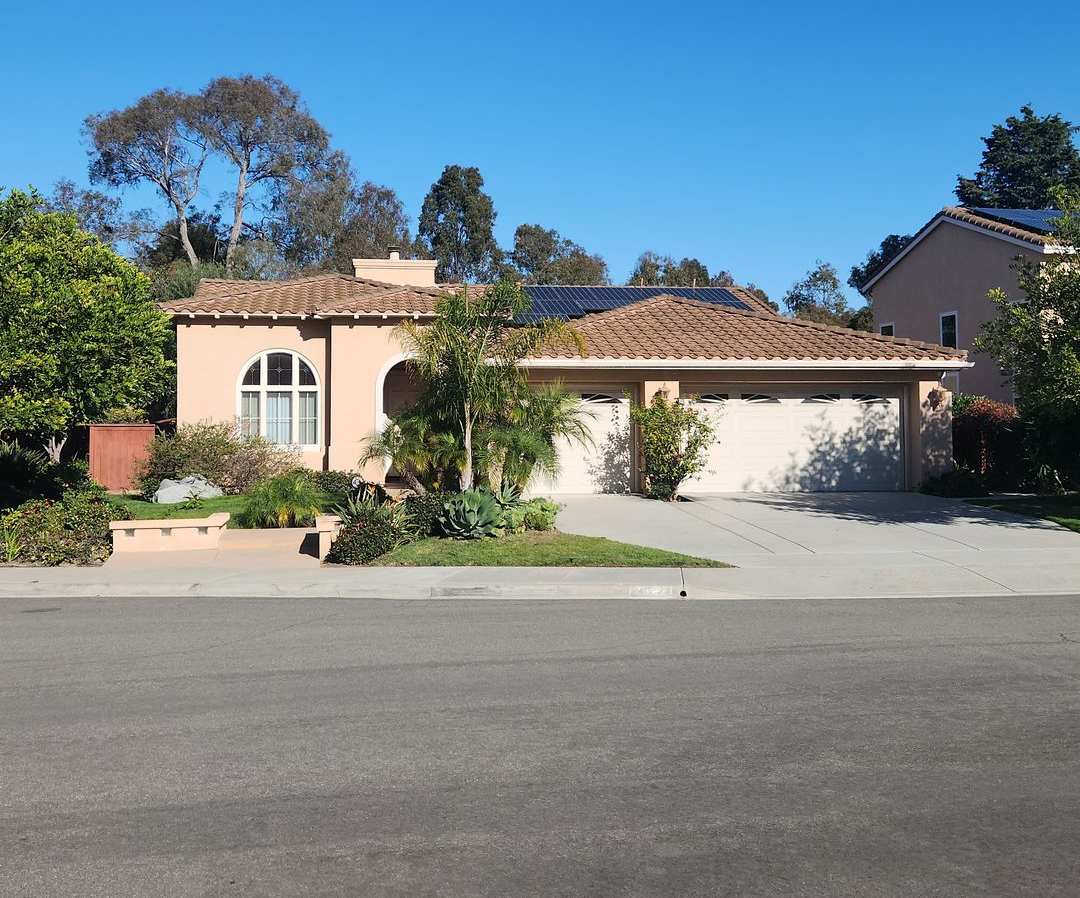 Single Level House in Carlsbad, 4 bed 2.5 bath, 3 car garage on a Cul de sac